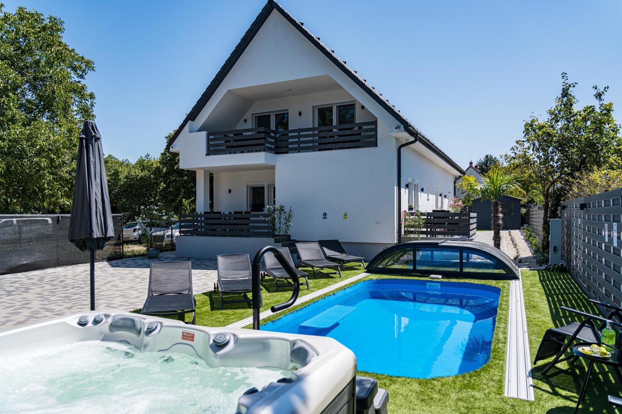 Balatonic Lime Apartmanhaz Siofok Exterior photo
