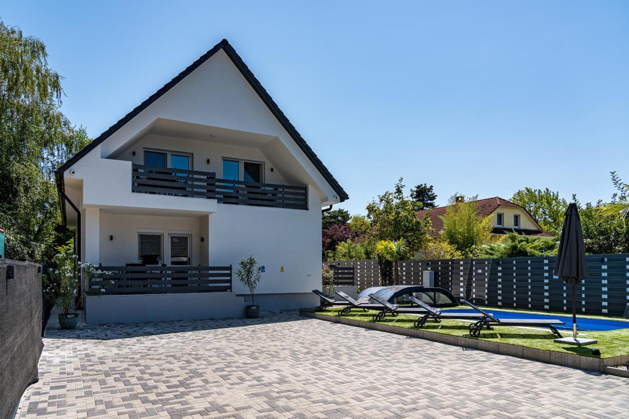 Balatonic Lime Apartmanhaz Siofok Exterior photo